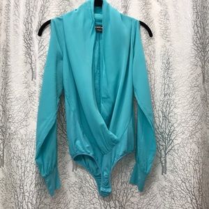 BEBE deep plunge cleavage bodysuit🔥🔥